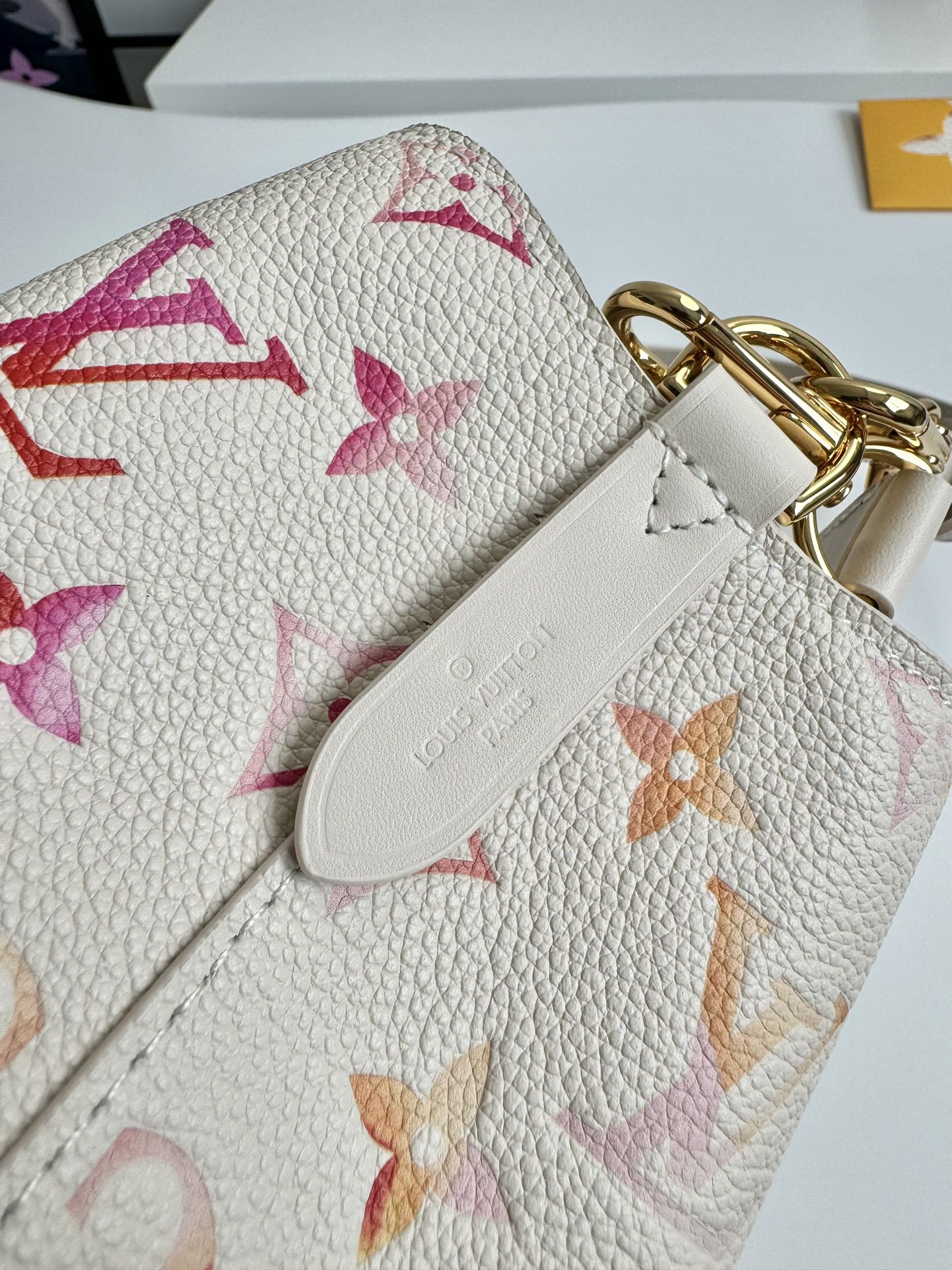 L0vis Vvtt0n Monogram Empreinte