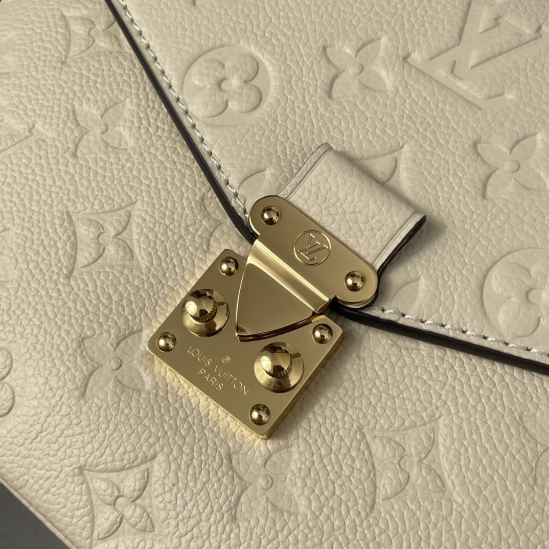 L0vis Vvtt0n Monogram Empreinte