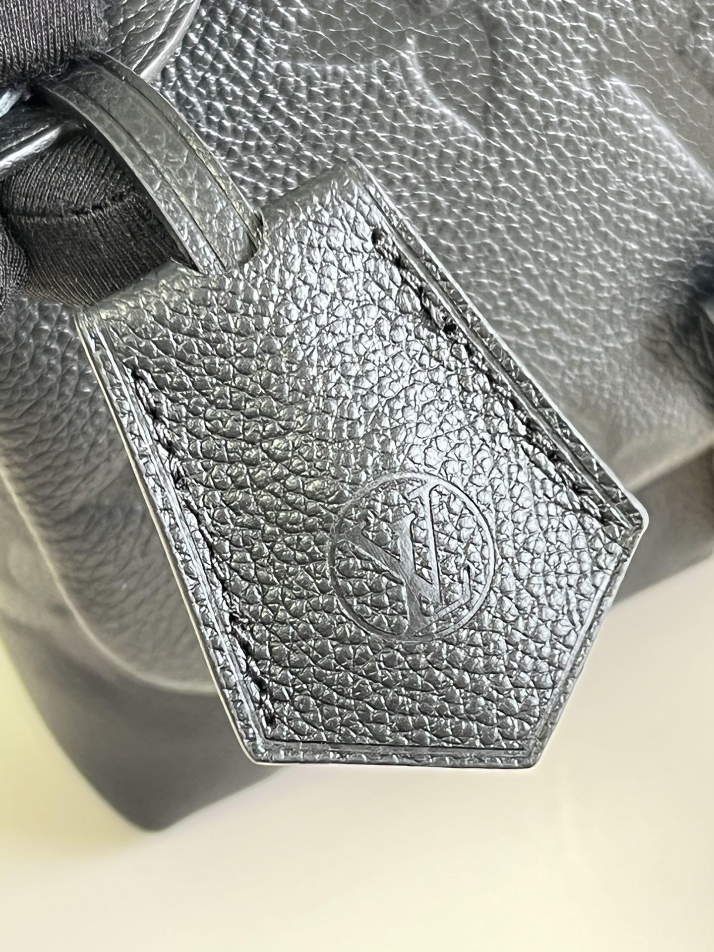 L0vis Vvtt0n Monogram Empreinte