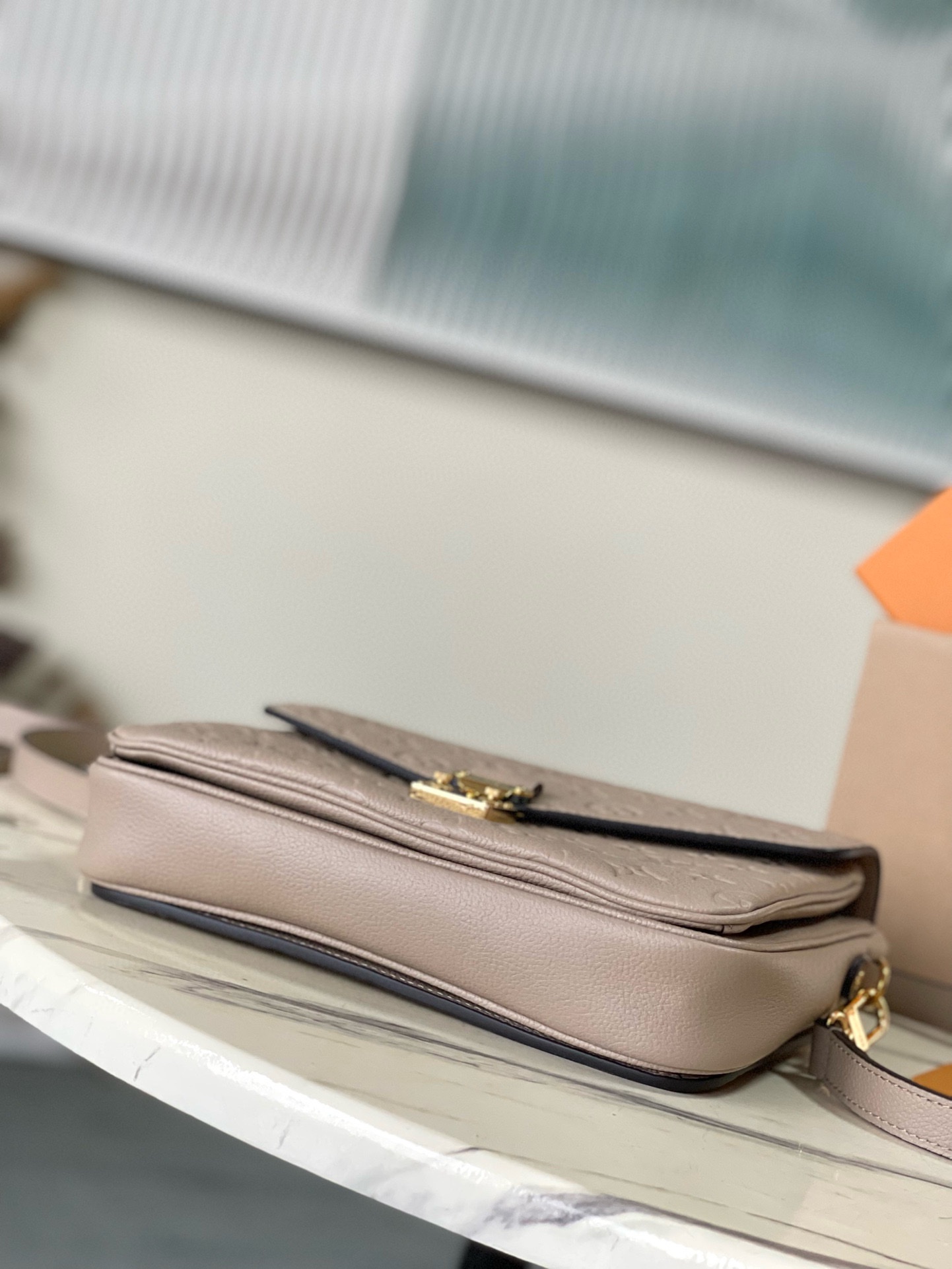 L0vis Vvtt0n Monogram Empreinte