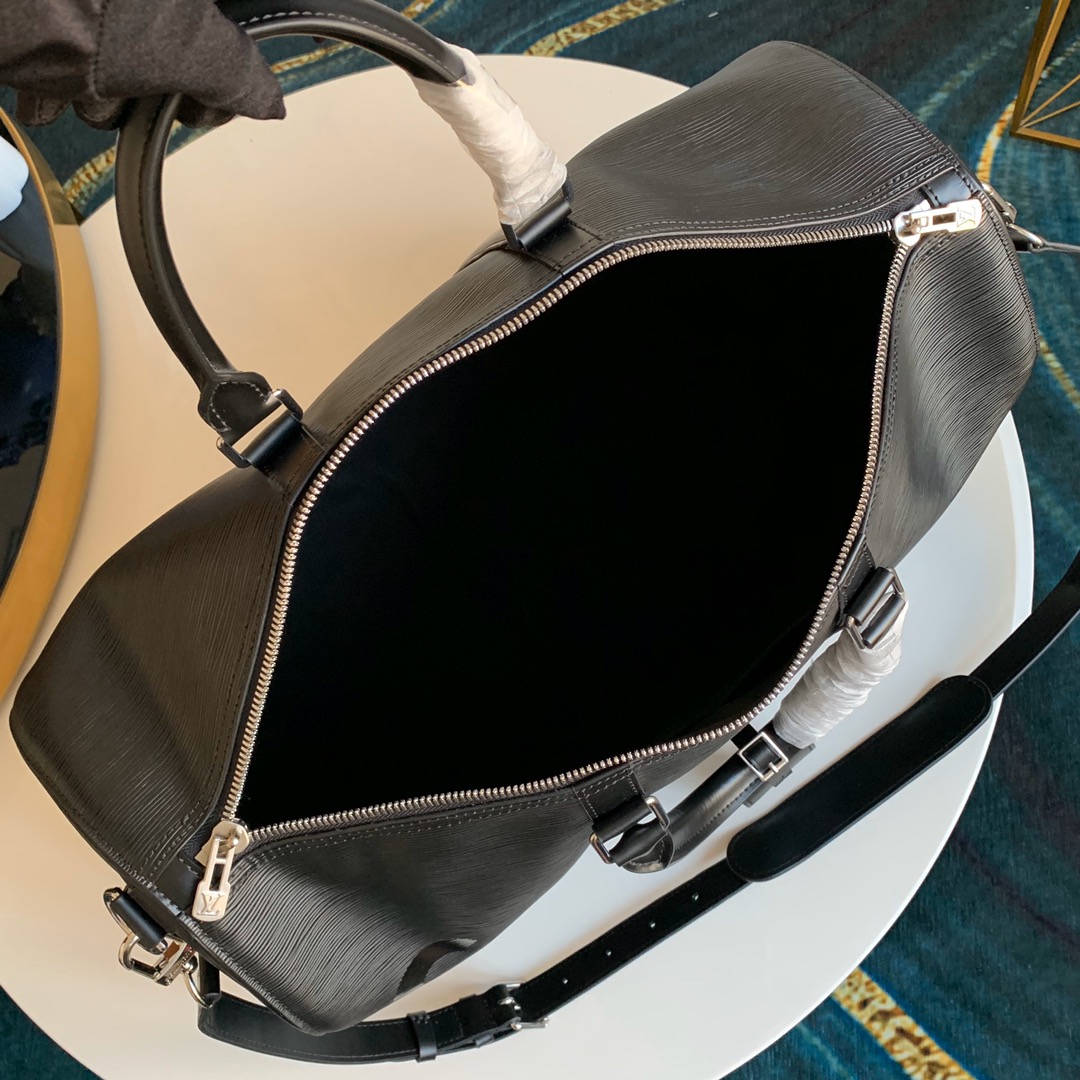 L0vis Vvtt0n Keepall