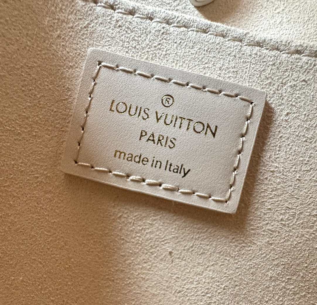 L0vis Vvtt0n Monogram Empreinte