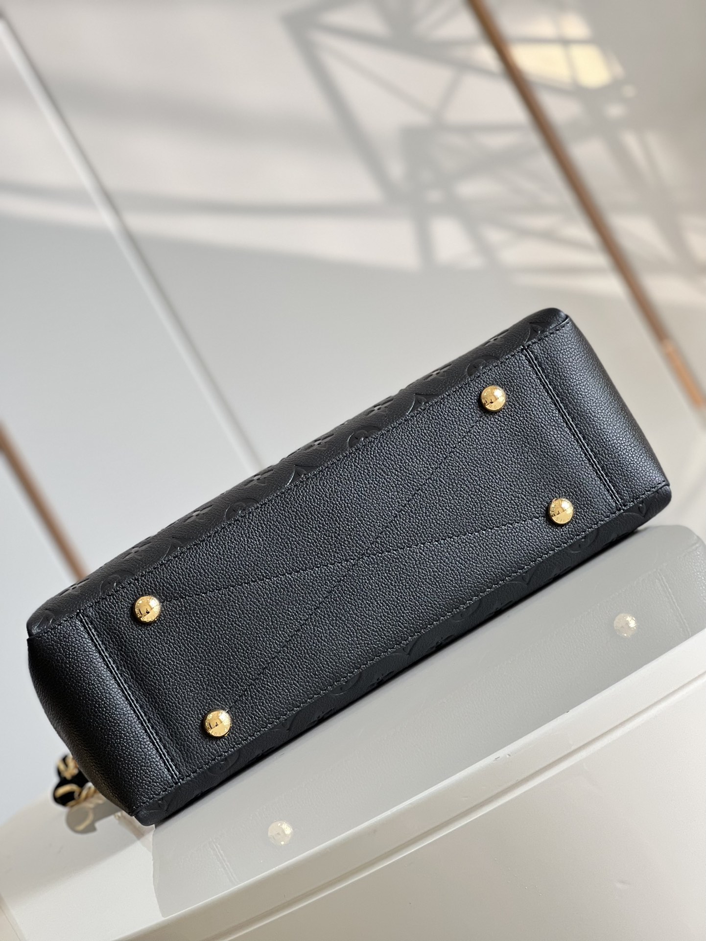 L0vis Vvtt0n Monogram Empreinte