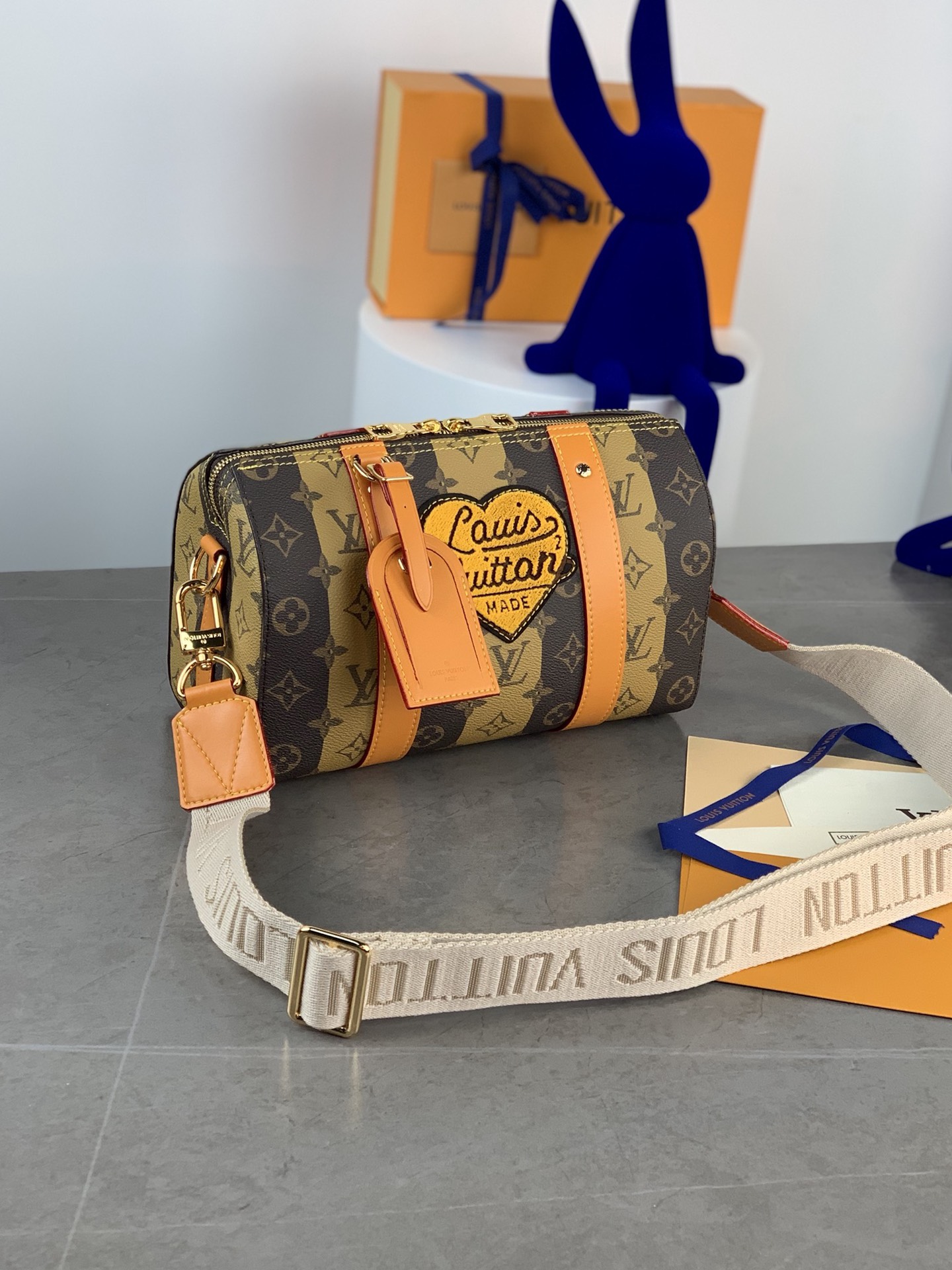 L0vis Vvtt0n Keepall