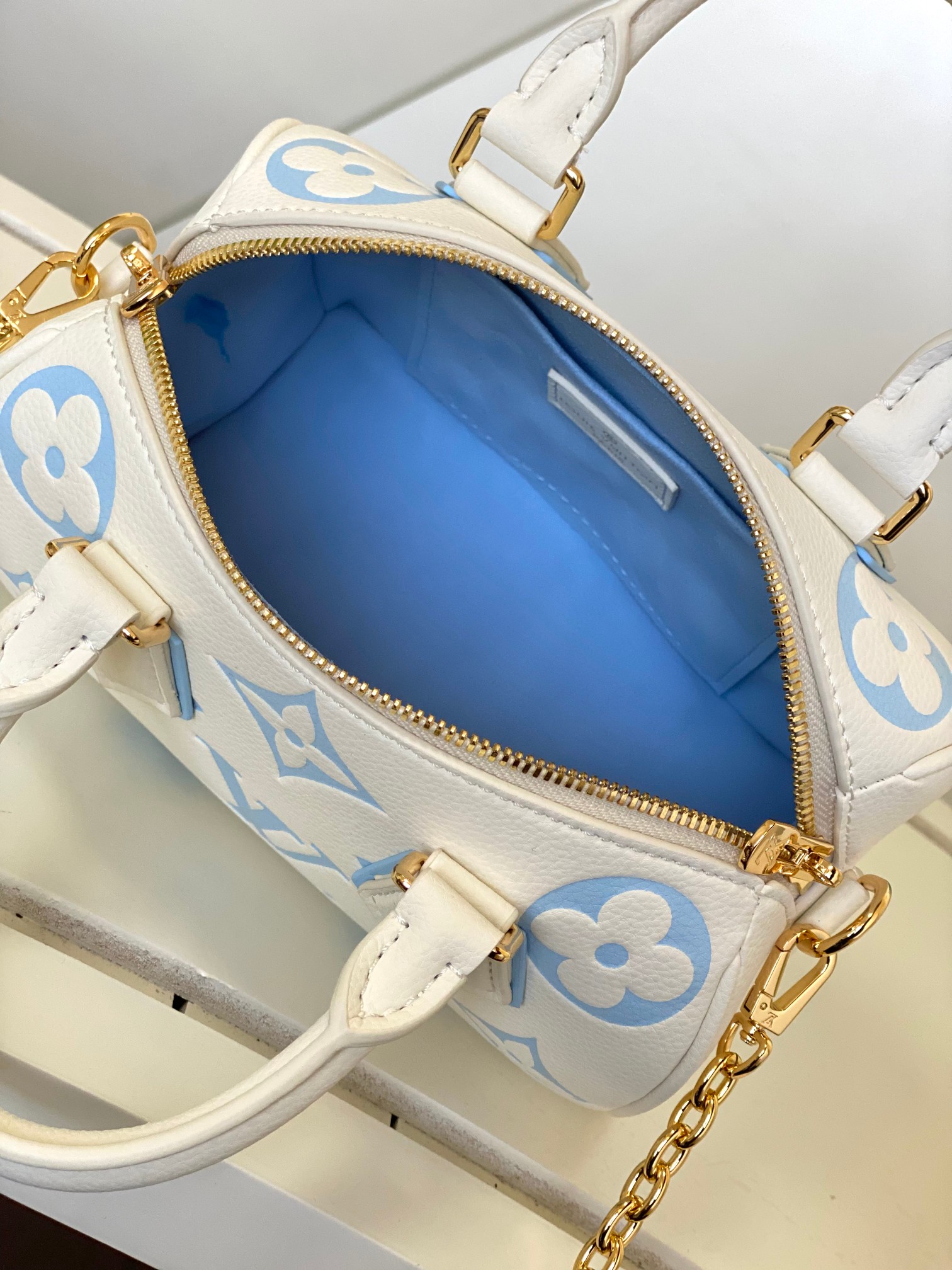 L0vis Vvtt0n Monogram Empreinte