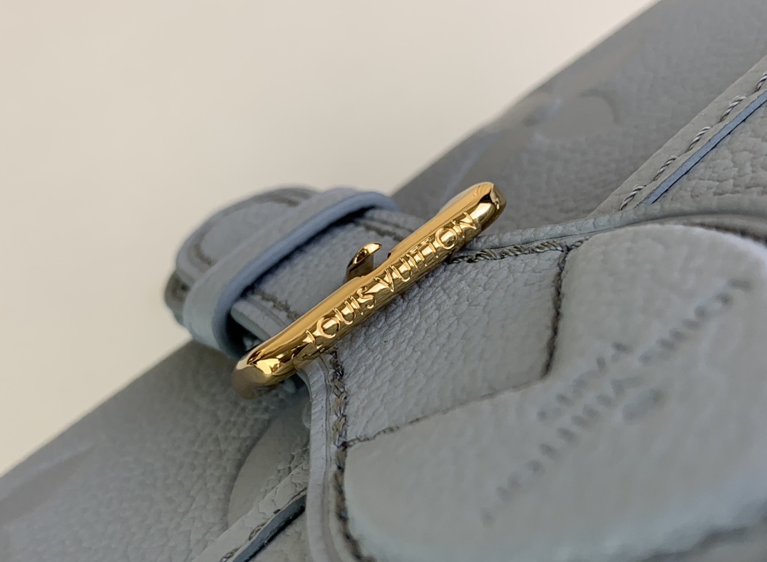 L0vis Vvtt0n Monogram Empreinte