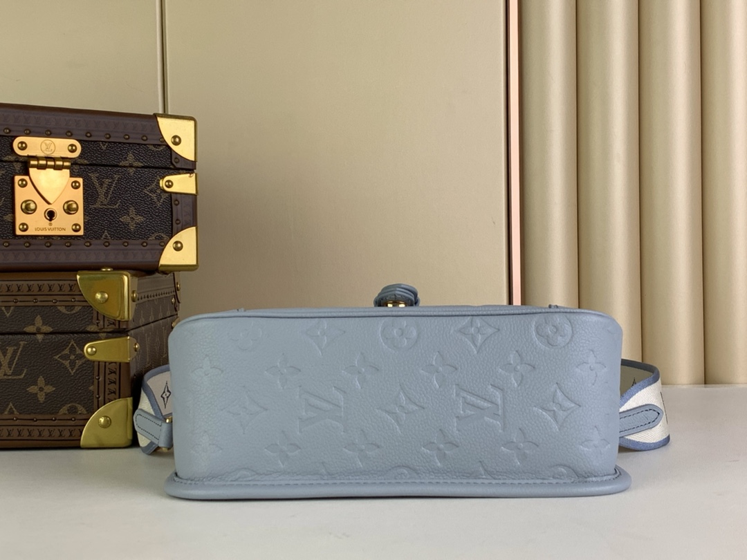 L0vis Vvtt0n Monogram Empreinte