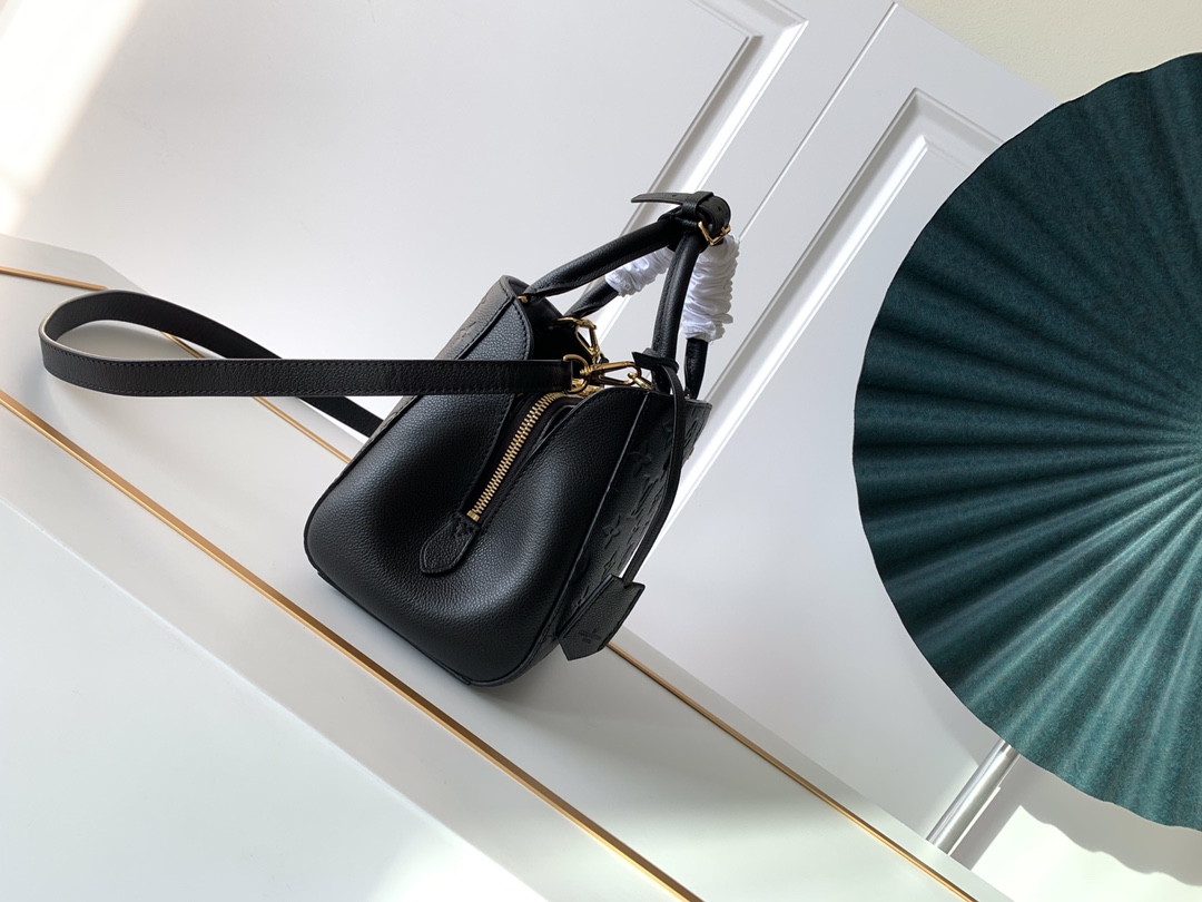 L0vis Vvtt0n Monogram Empreinte