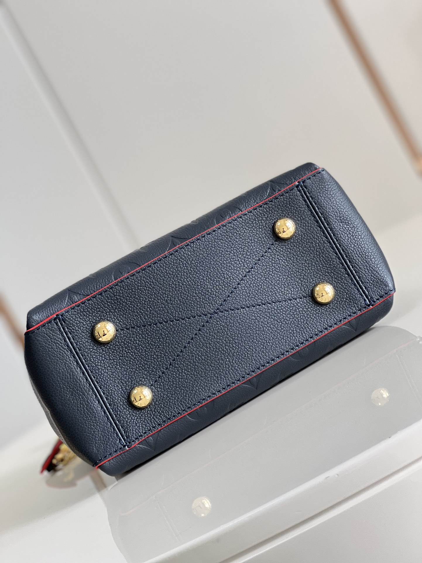 L0vis Vvtt0n Monogram Empreinte