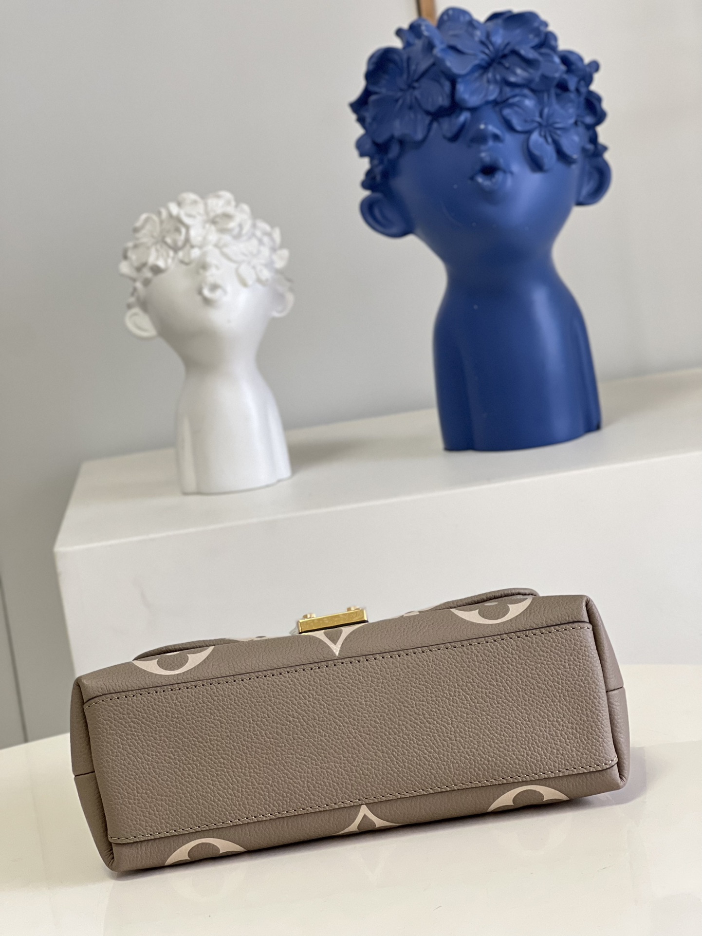 L0vis Vvtt0n Monogram Empreinte