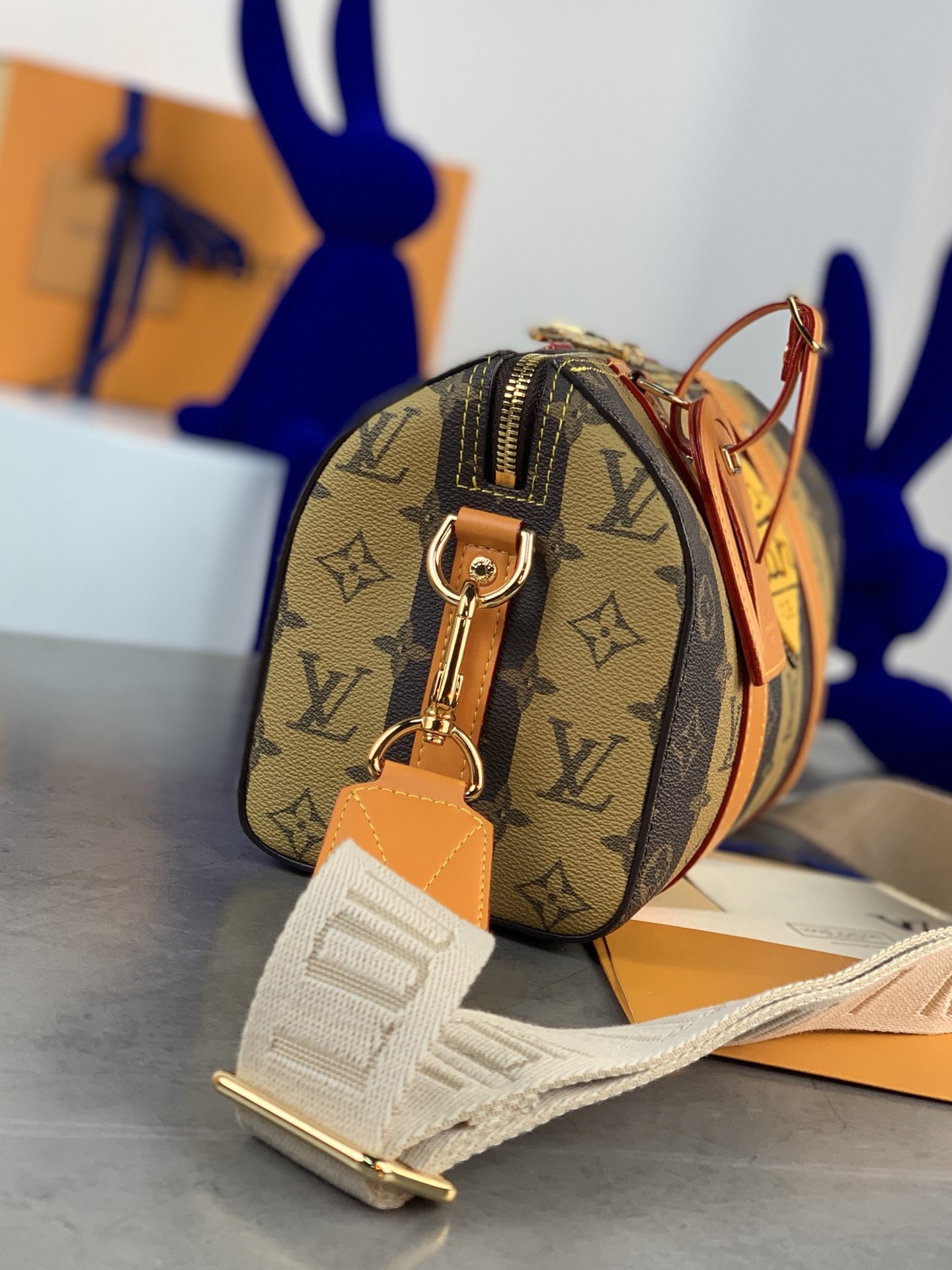 L0vis Vvtt0n Keepall