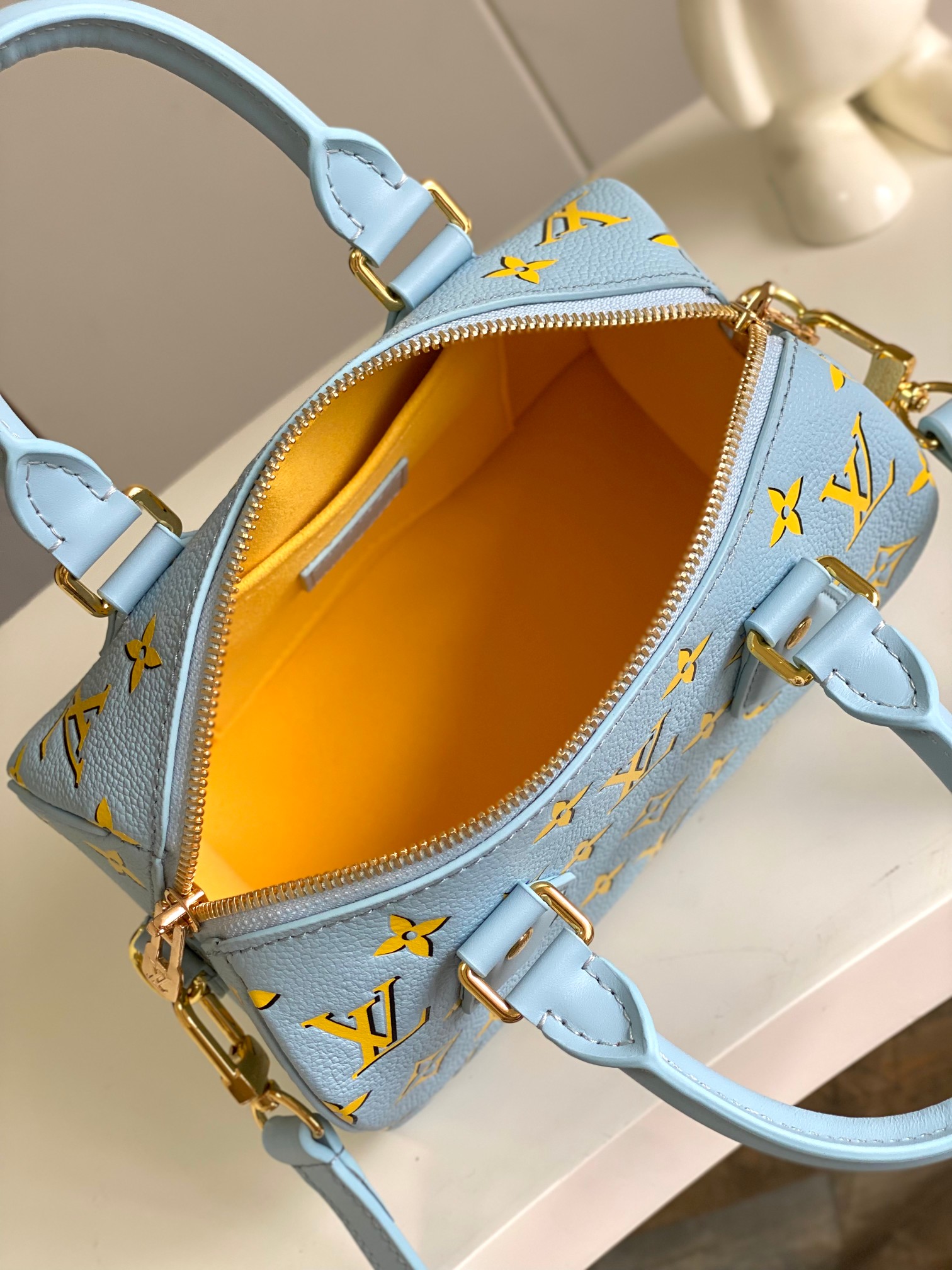 L0vis Vvtt0n Monogram Empreinte