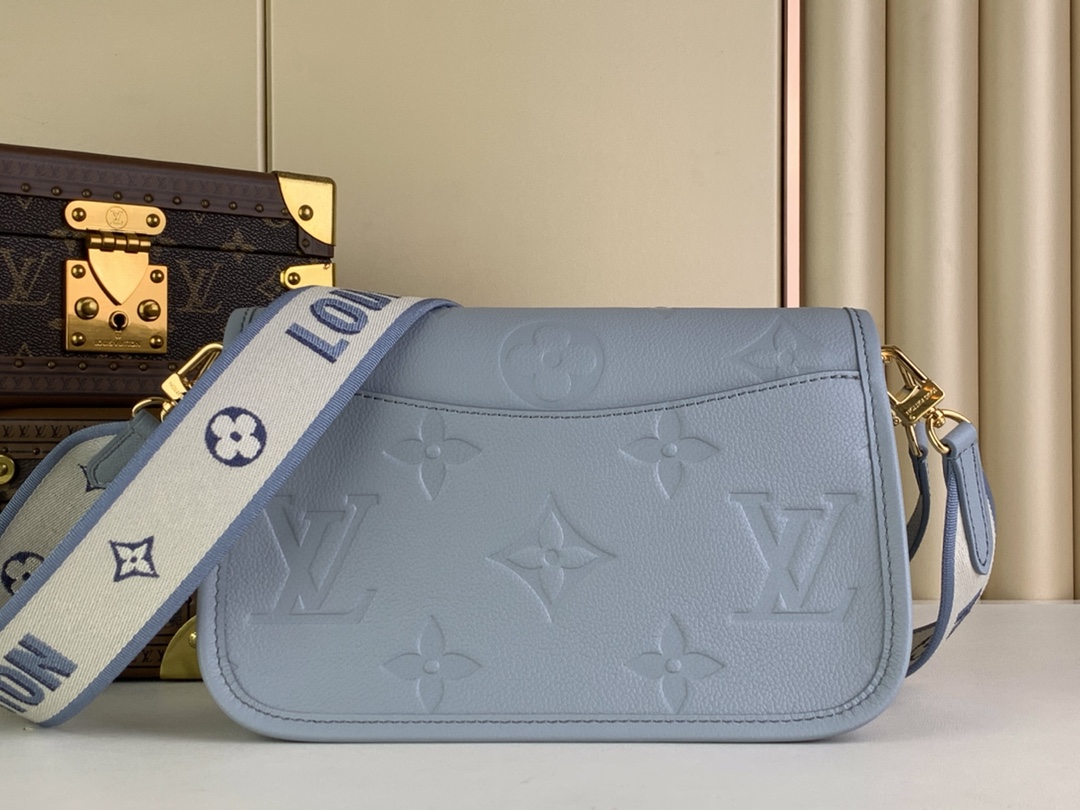 L0vis Vvtt0n Monogram Empreinte