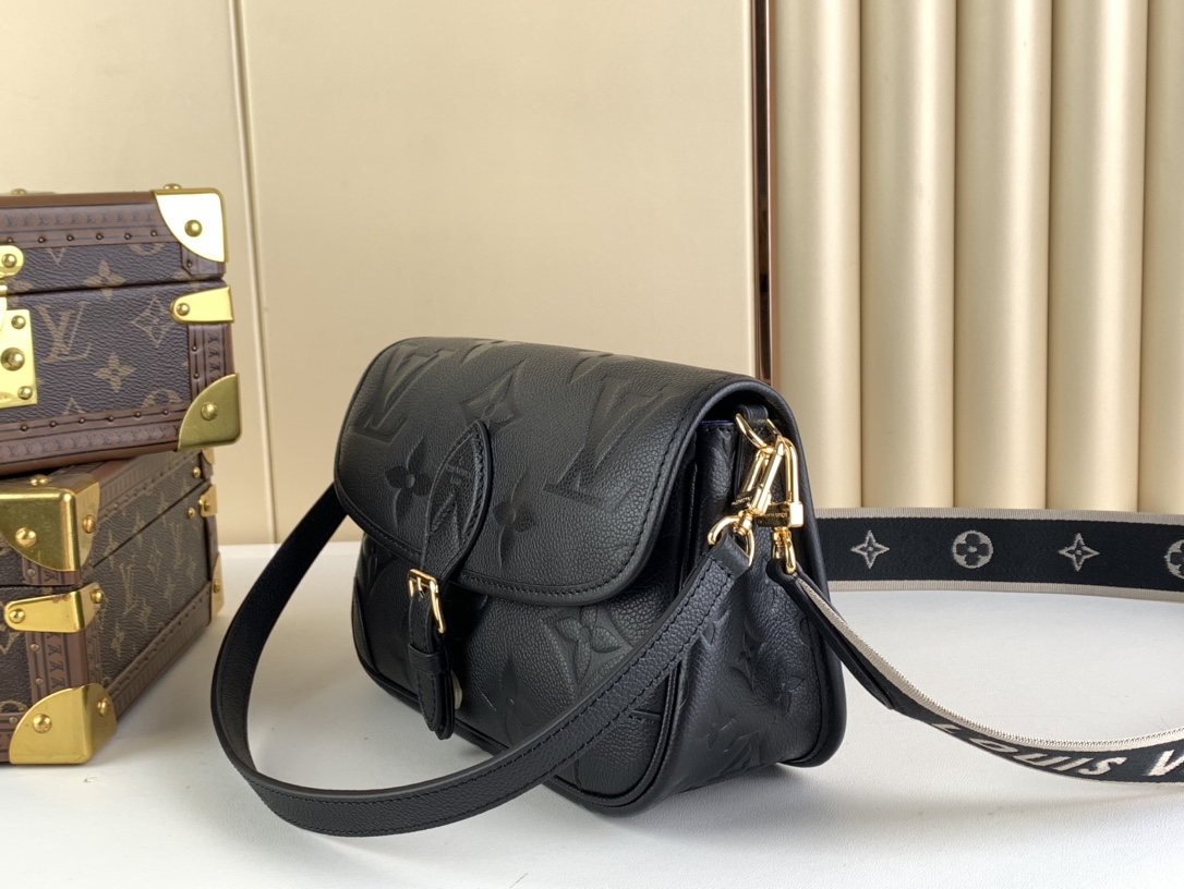 L0vis Vvtt0n Monogram Empreinte