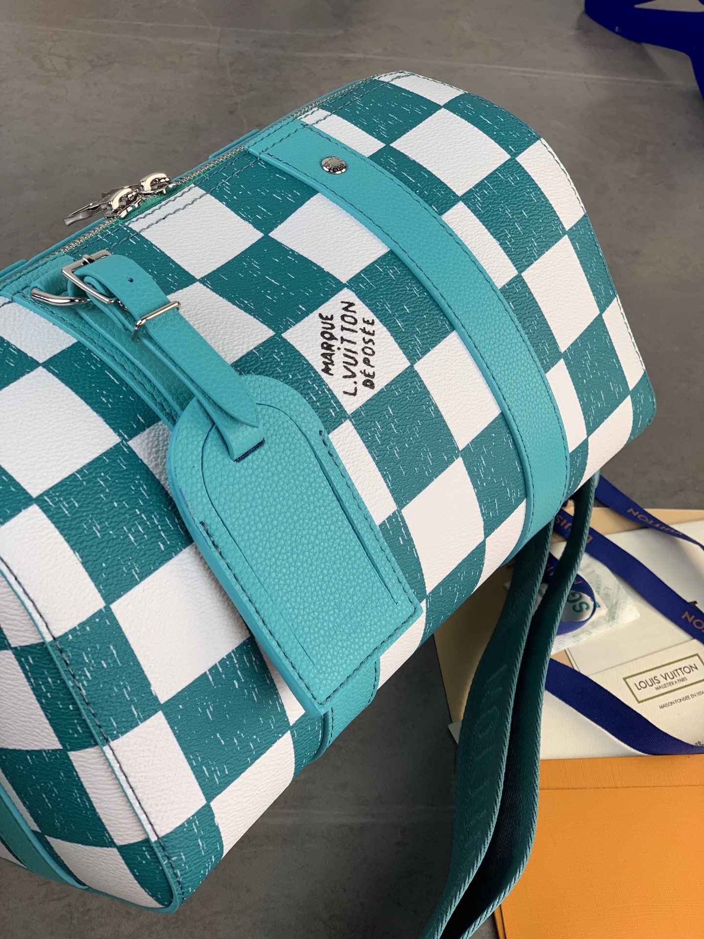 L0vis Vvtt0n Keepall