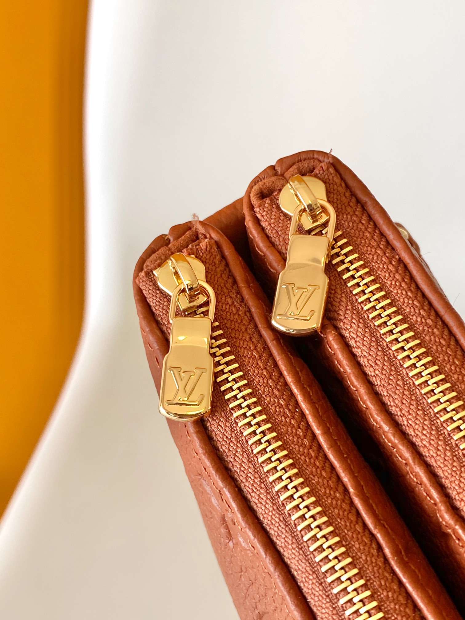 L0vis Vvtt0n Monogram Empreinte