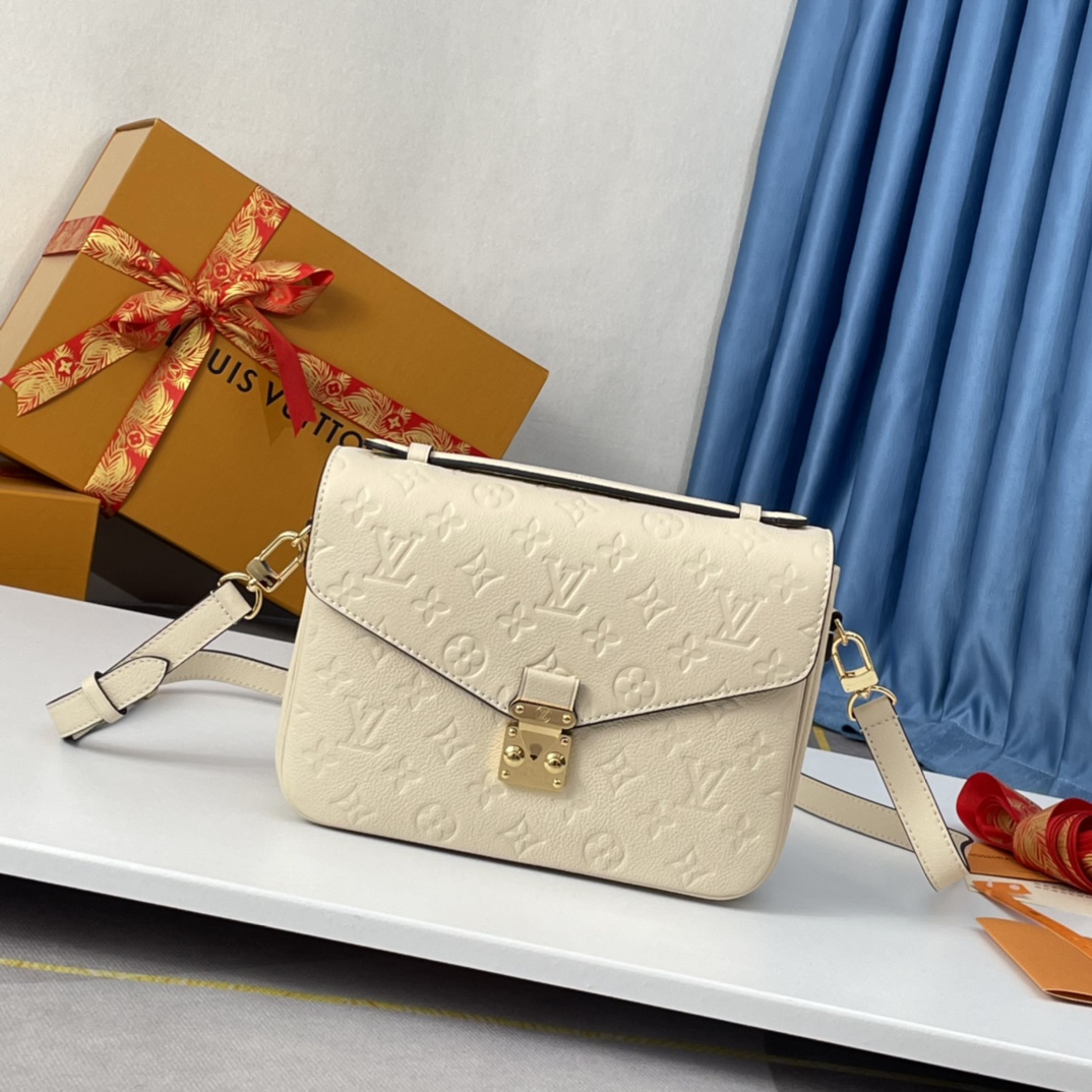 L0vis Vvtt0n Monogram Empreinte