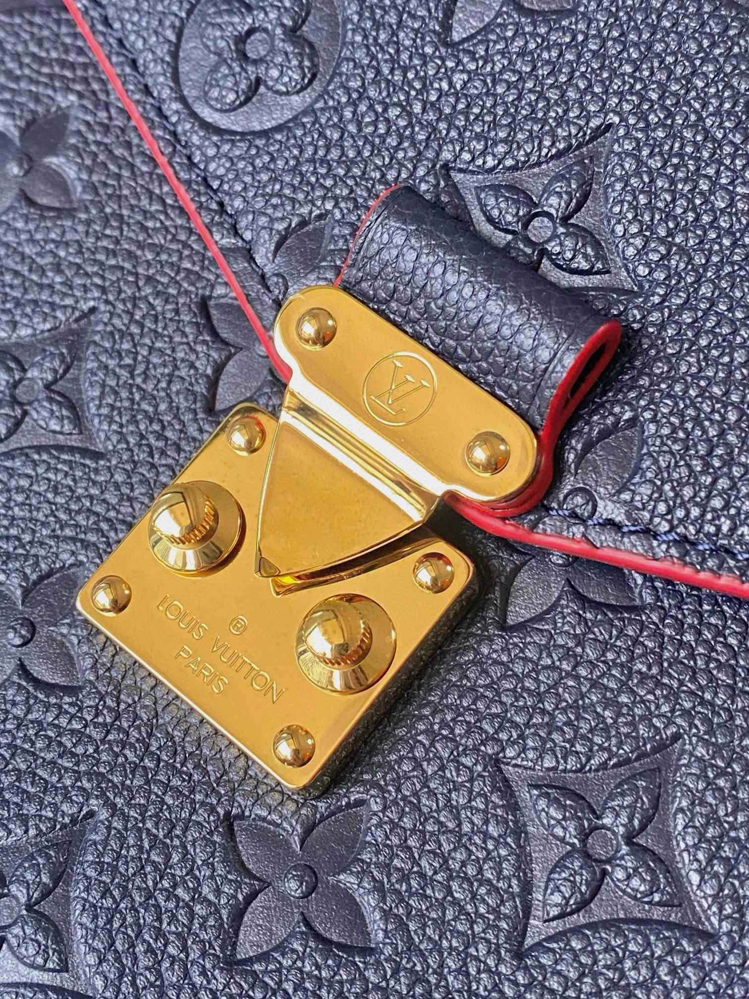 L0vis Vvtt0n Monogram Empreinte