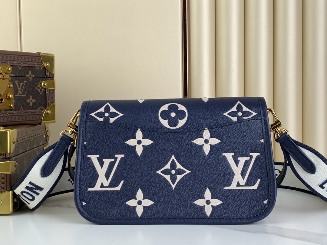 L0vis Vvtt0n Monogram Empreinte