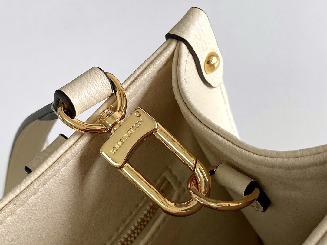 L0vis Vvtt0n Monogram Empreinte