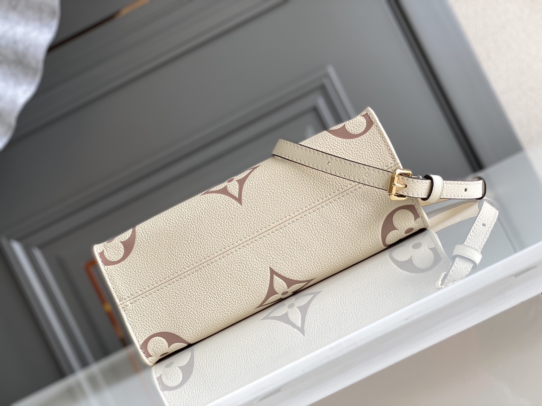 L0vis Vvtt0n Monogram Empreinte