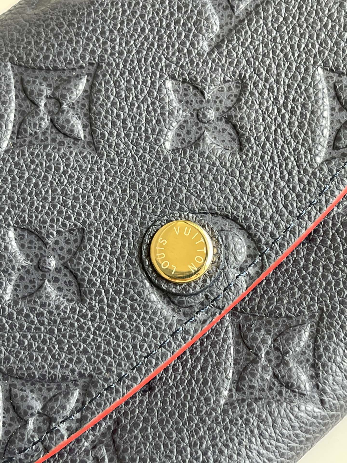 L0vis Vvtt0n Monogram Empreinte