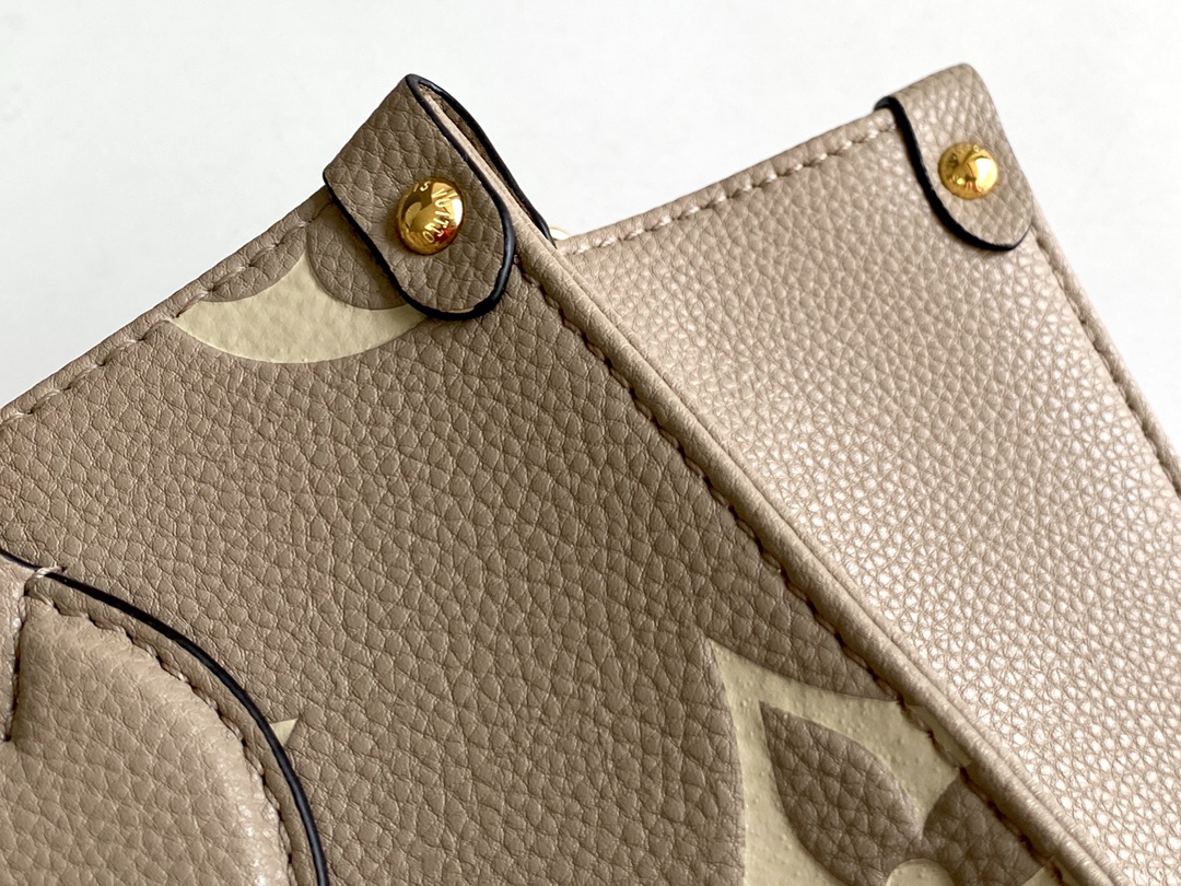 L0vis Vvtt0n Monogram Empreinte