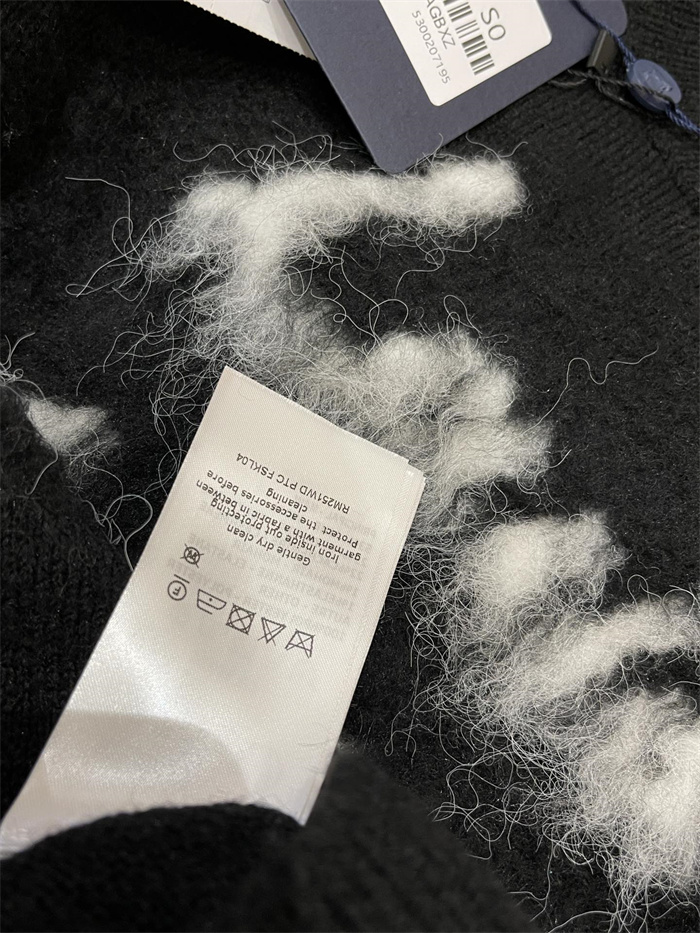 2024fw LV Sweater Top Version