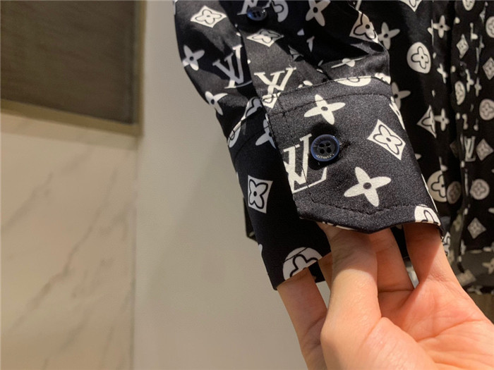 2023fw LV Silk Shirt Shorts Top Version