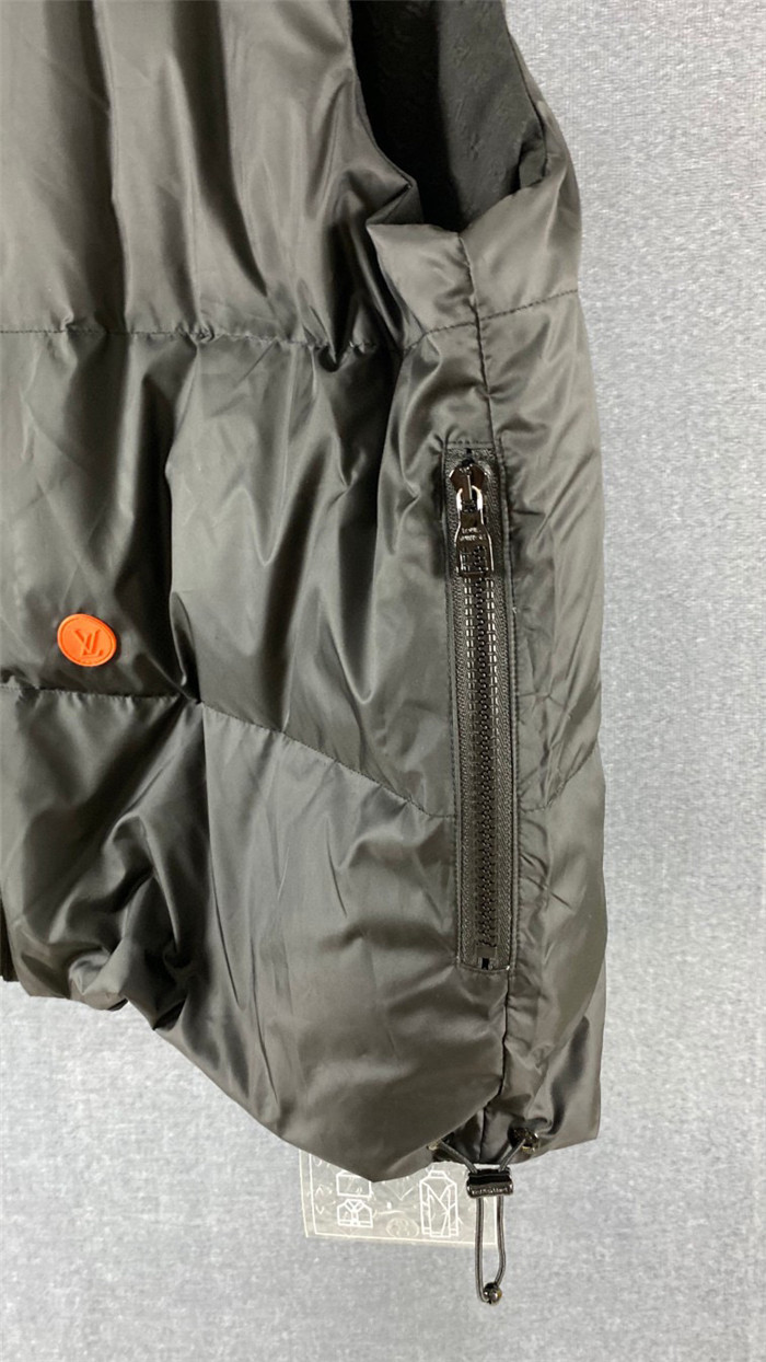 2023fw LV Vest Top Version