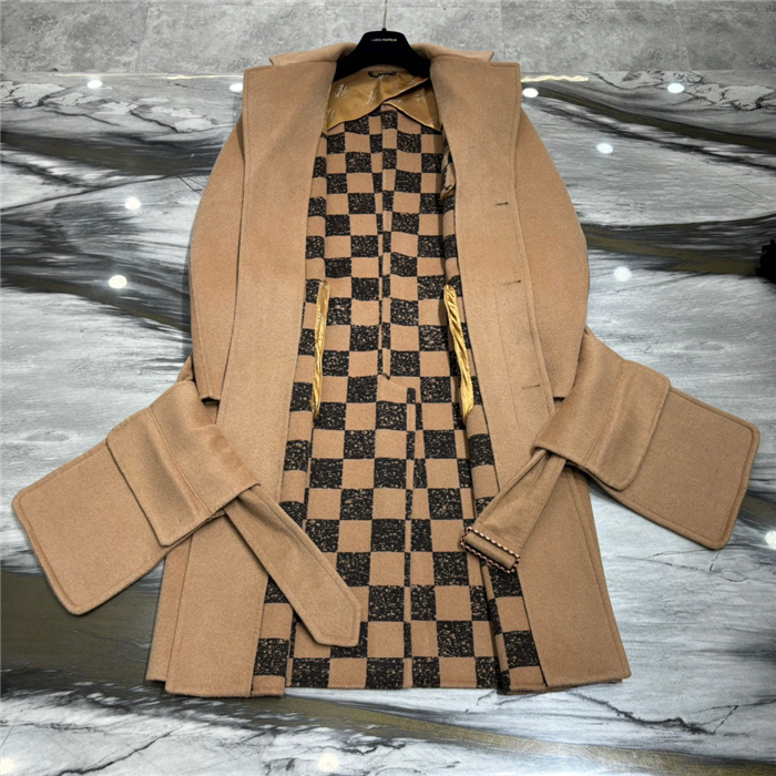 2023fw LV Overcoat Top Version