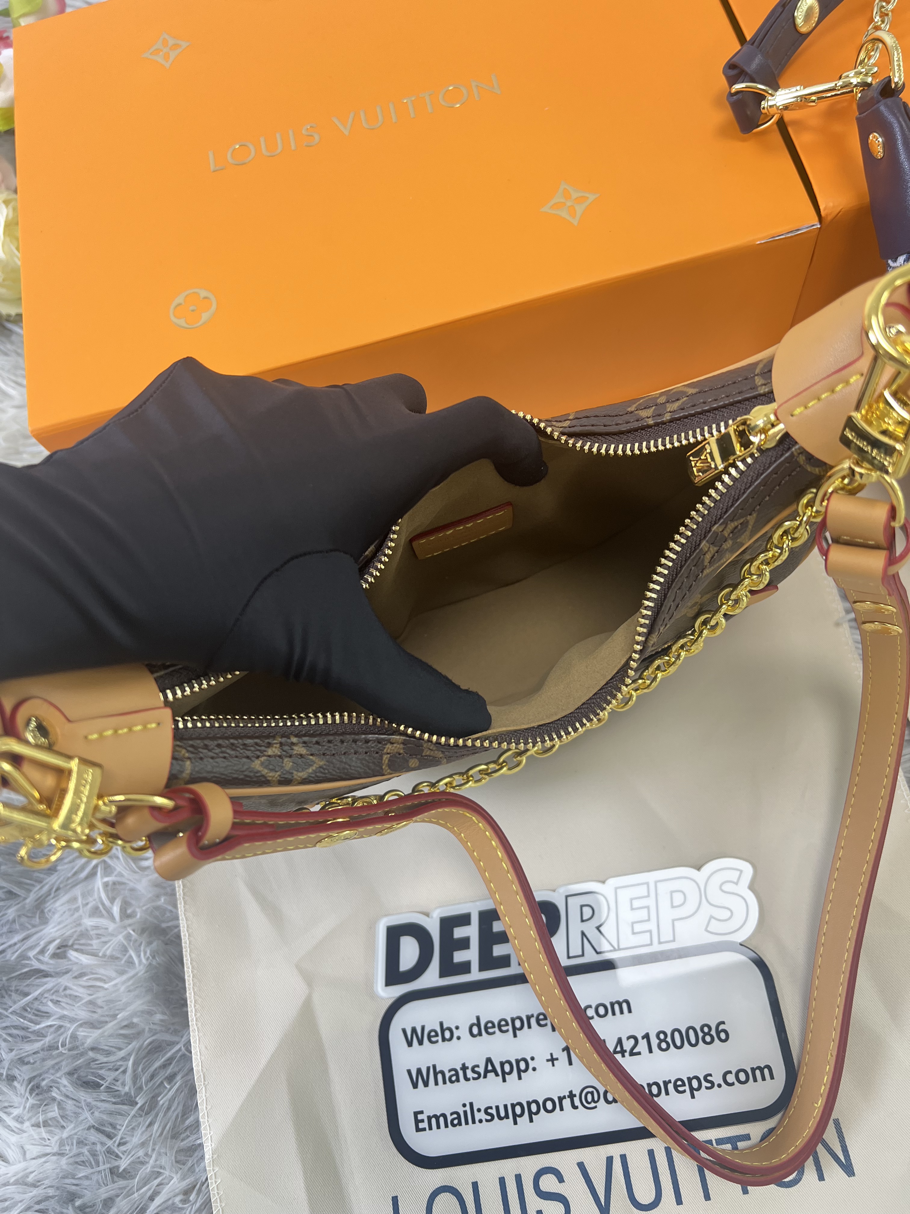 L0vis Vvtt0n Monogram Moon Bag Replica M44036