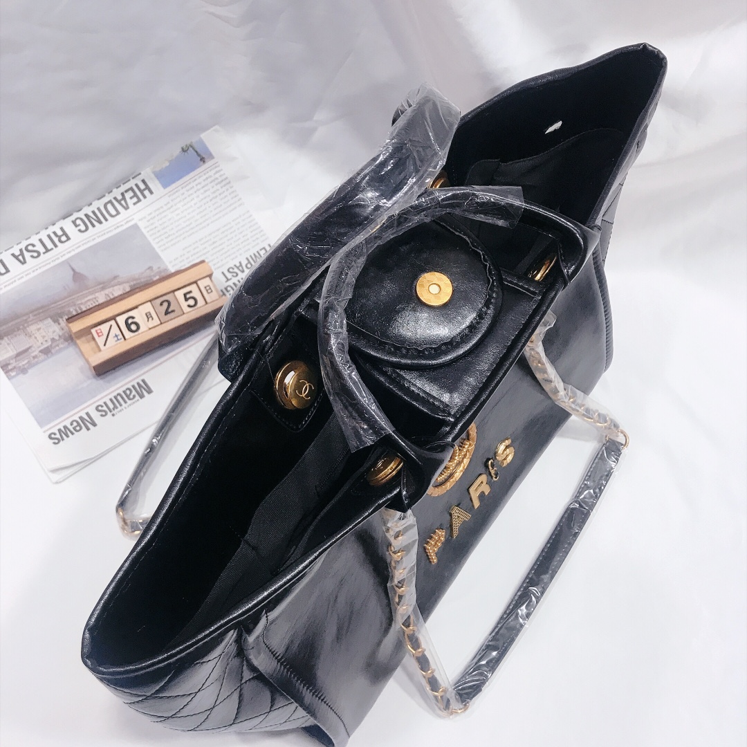 Ch**el Timeless Zip Tote Caviar Large