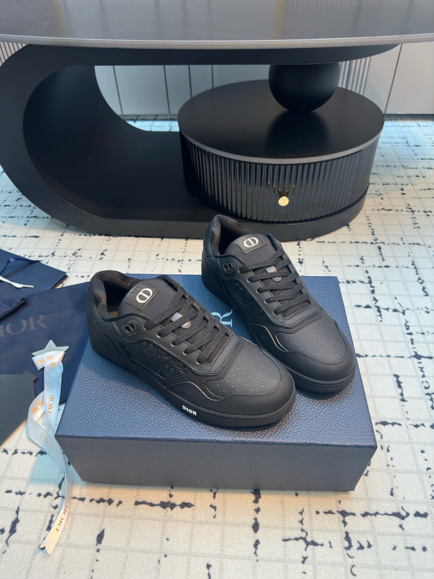 Luxury B27 Low-Top Sneakers – Inspired by D10r | Timeless & Stylish