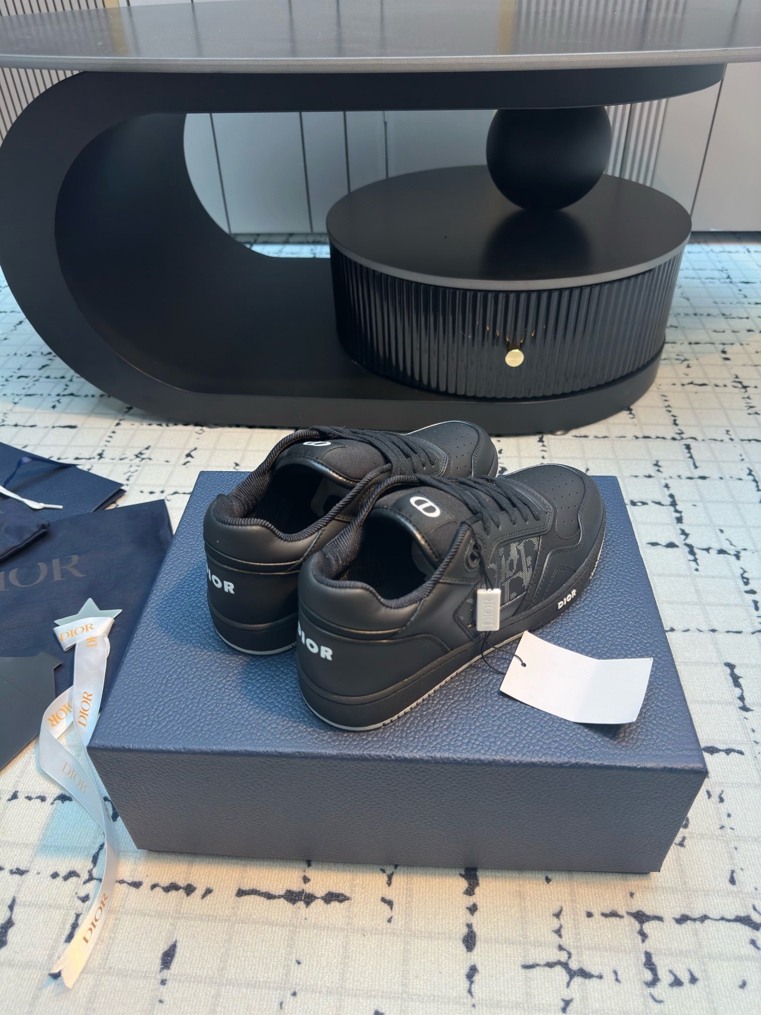 Luxury B27 Low-Top Sneakers – Inspired by D10r | Timeless & Stylish