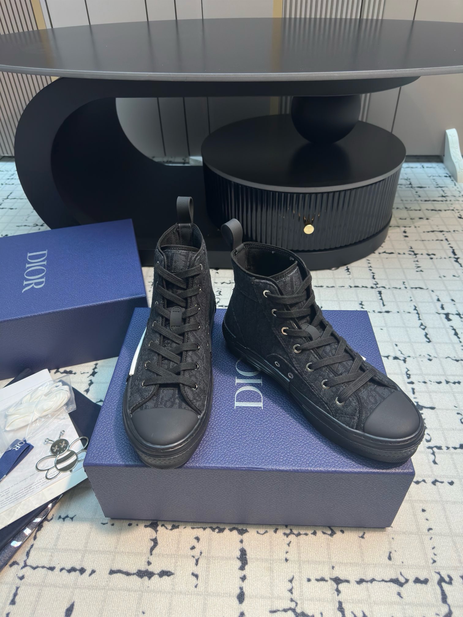 D10r B23 High-Top Sneaker – Black Monogram