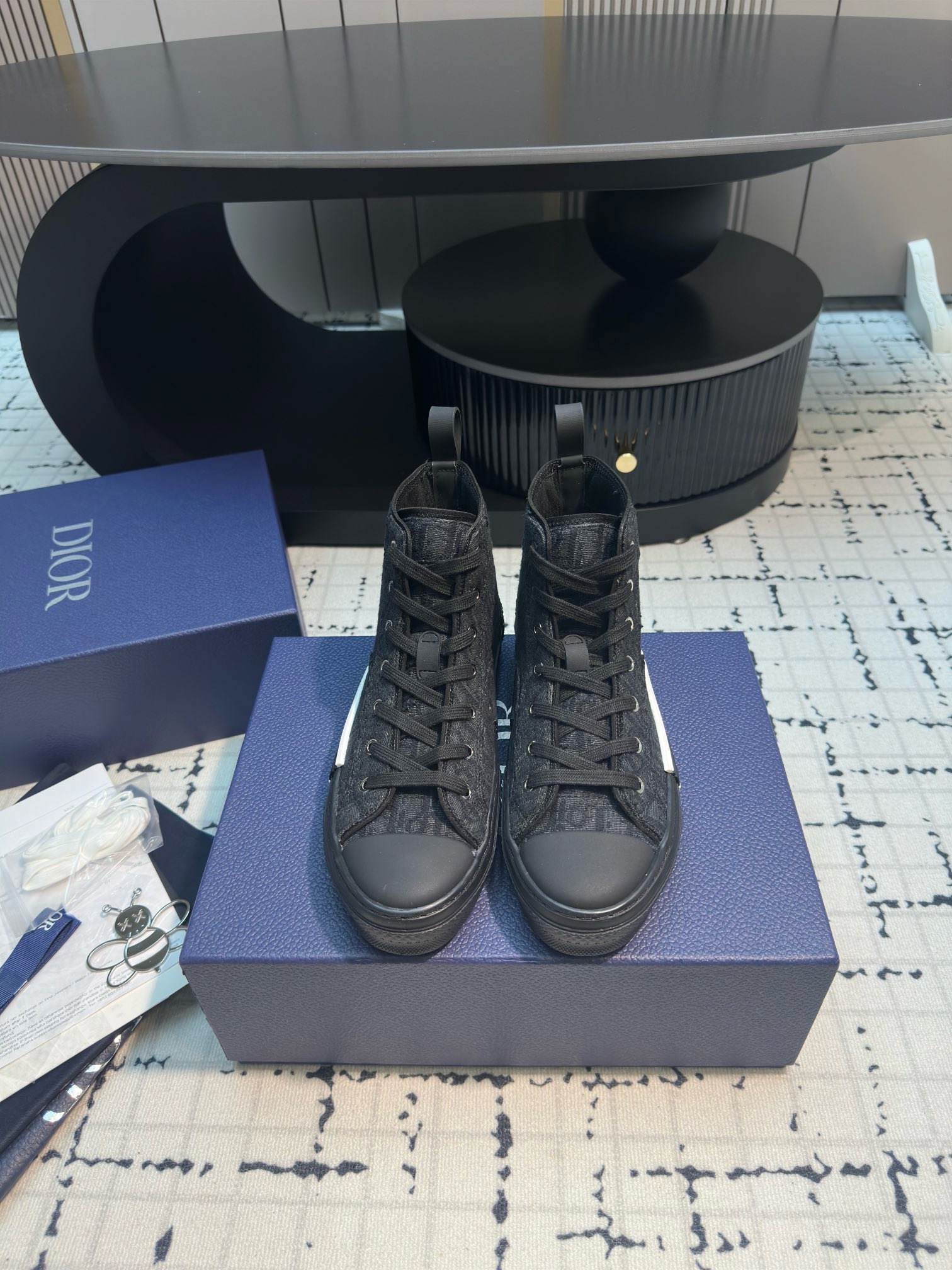 D10r B23 High-Top Sneaker – Black Monogram