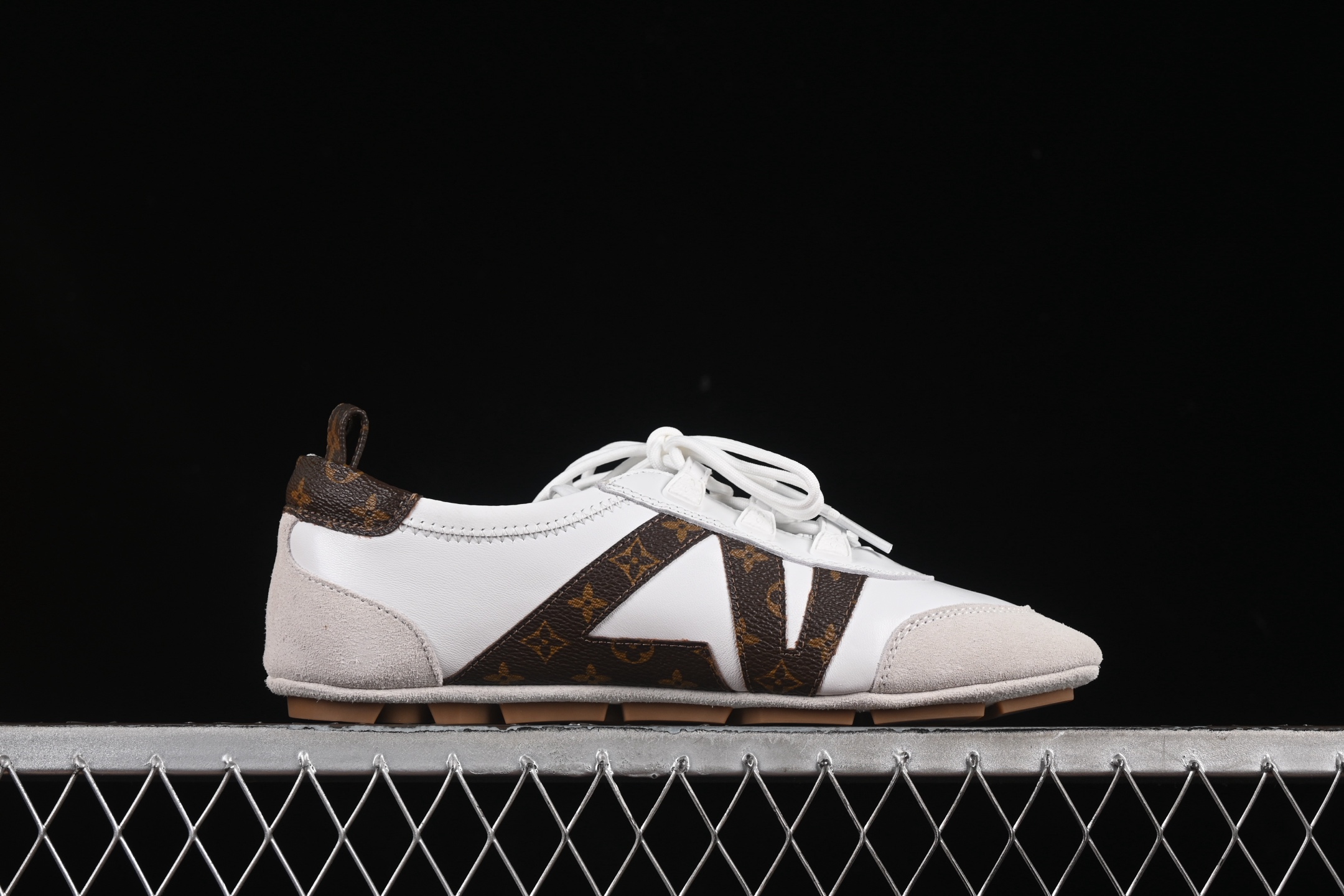 LV Monogram Retro Runner | Where Iconic Design Meets Sporty Elegance