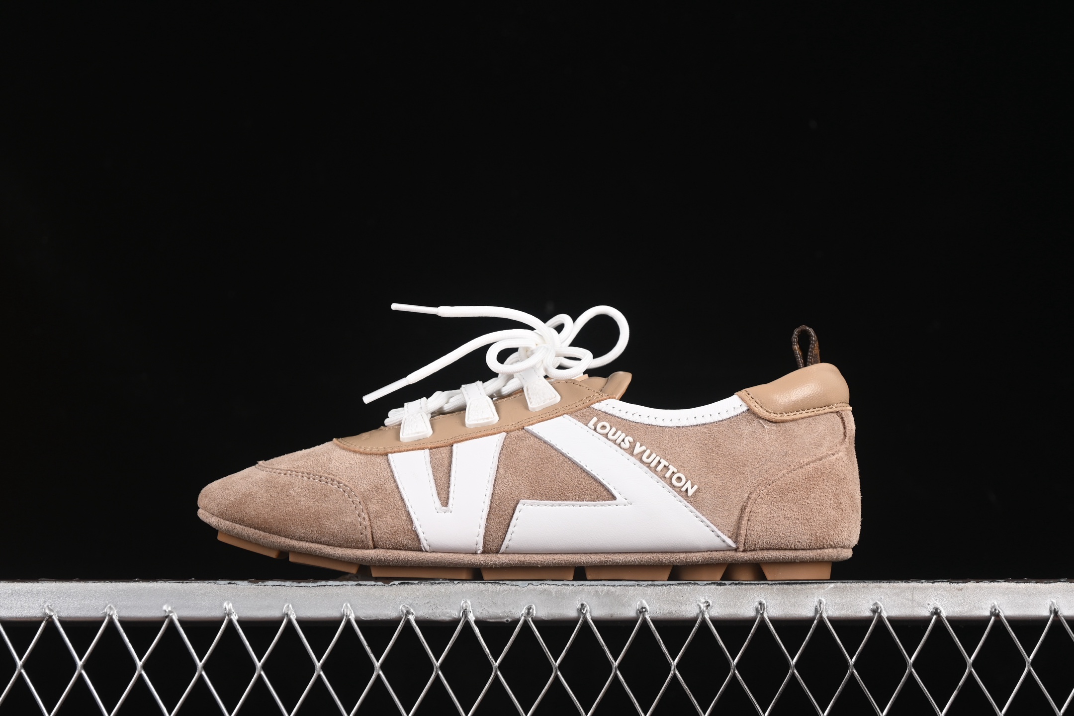 LV Monogram Retro Runner | Where Iconic Design Meets Sporty Elegance