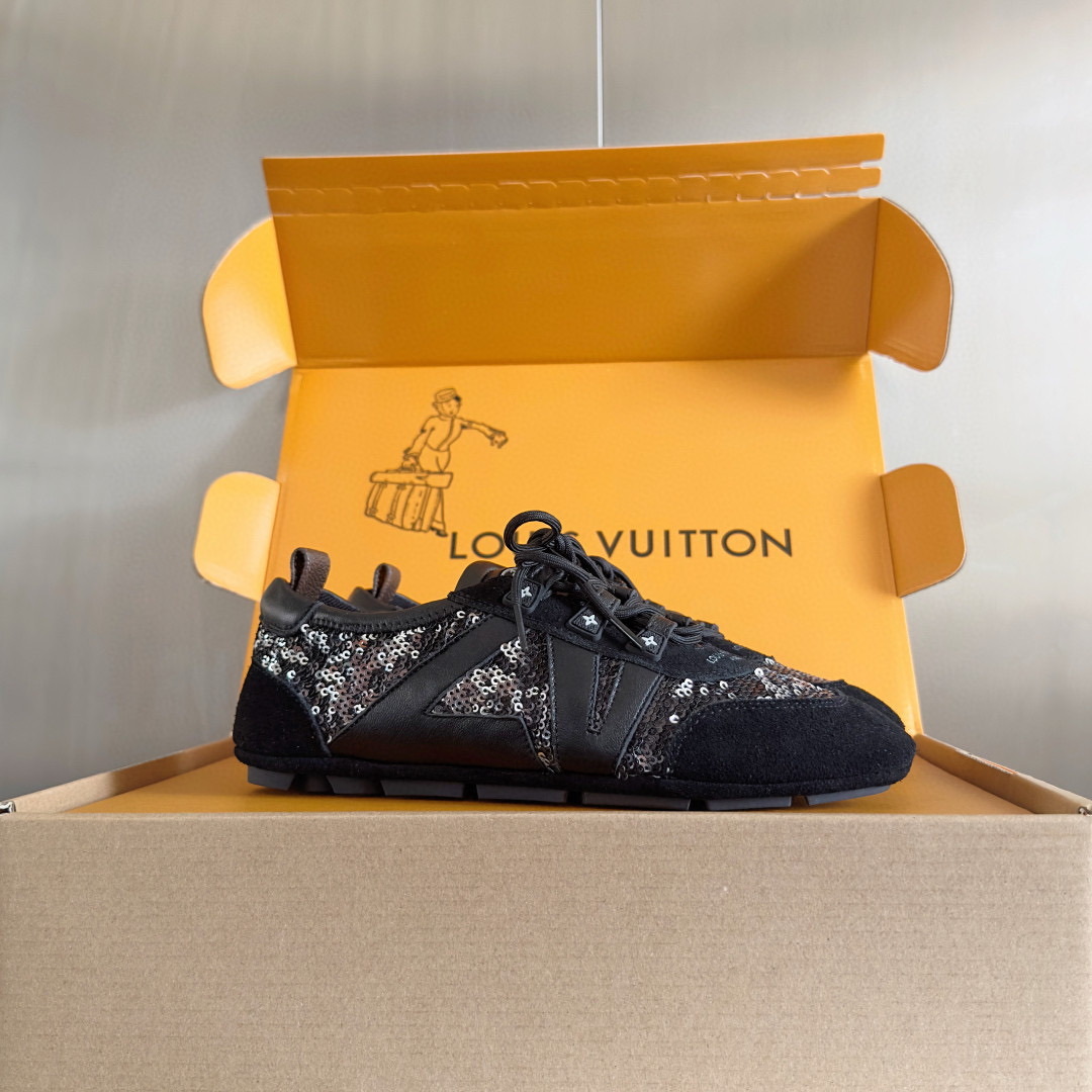 LV Monogram Retro Runner | Where Iconic Design Meets Sporty Elegance