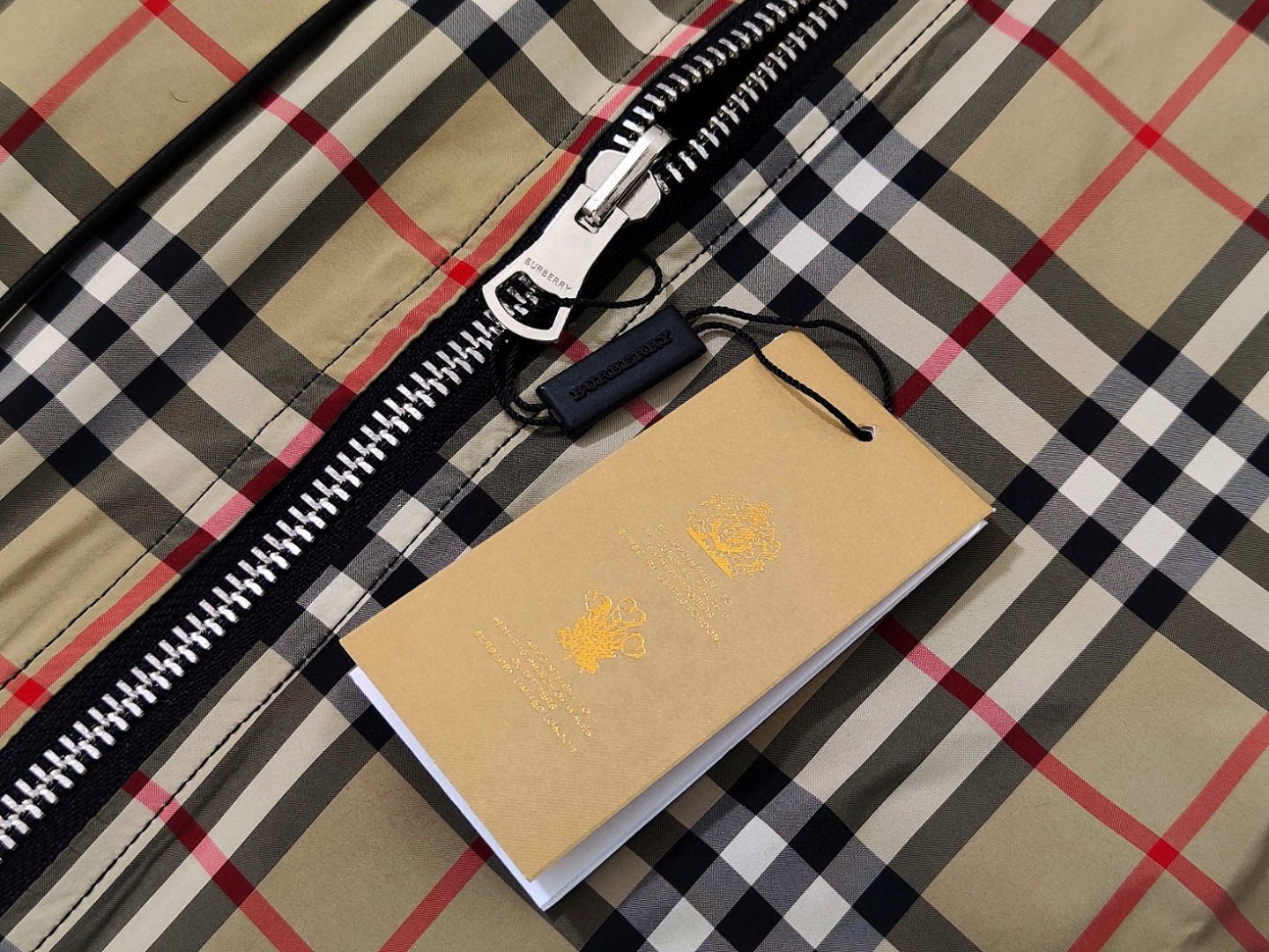 Bv*b*rry Plaid Hooded Jacket rep