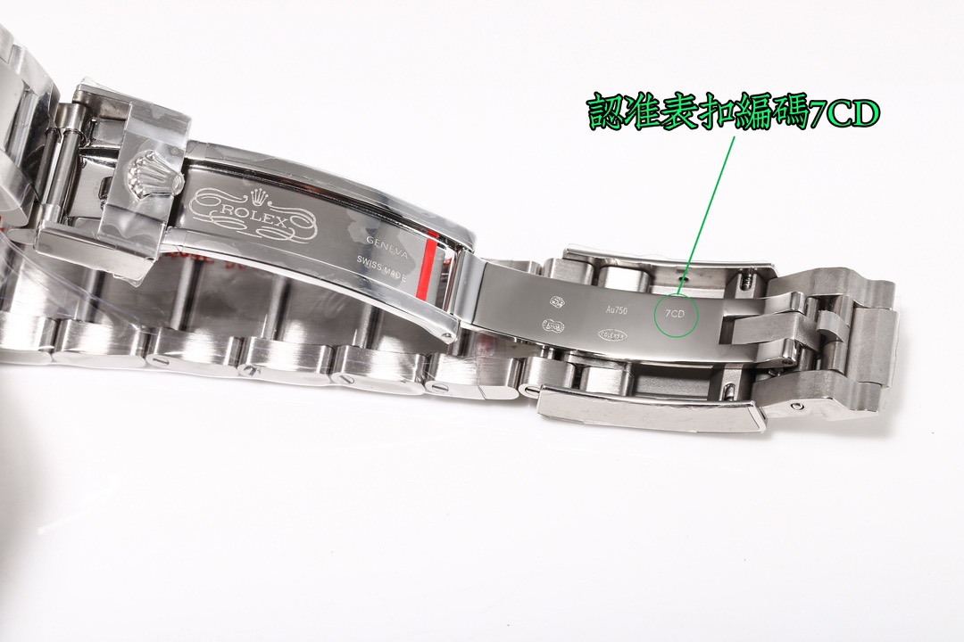 R01ex Stainless Steel Ceramic Chronograph Watch – White Dial / Black Bezel